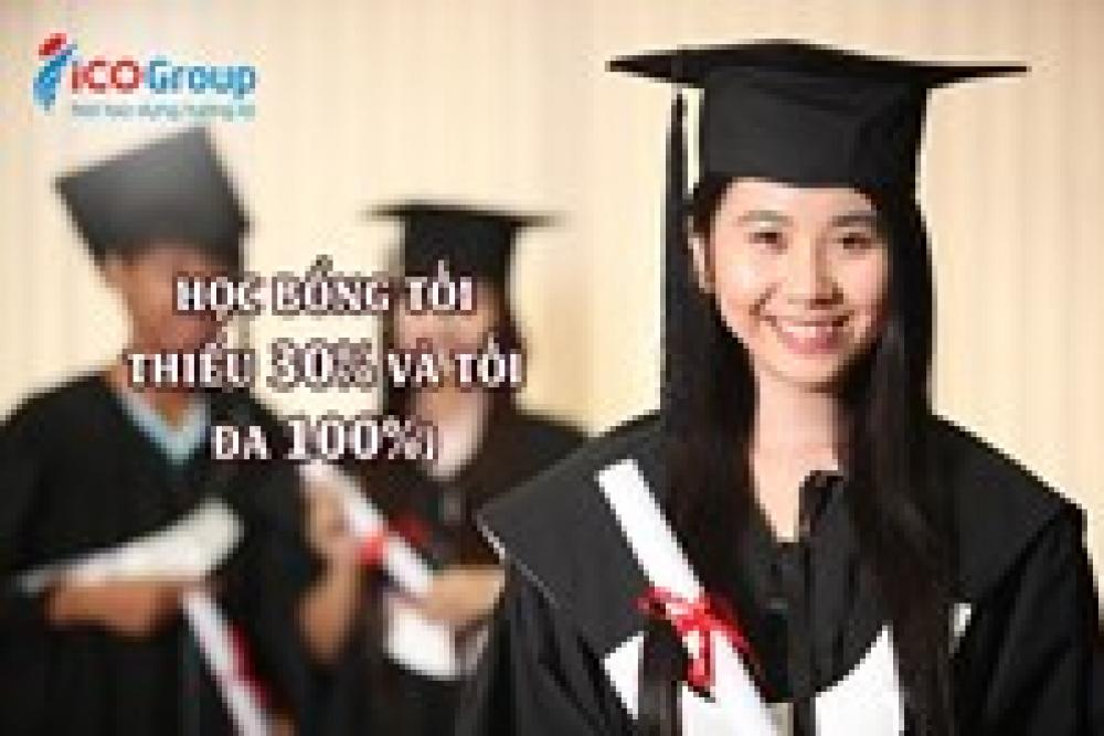 Lý giải tình trạng nhiều học sinh lớp 12 chọn du học thay vì thi đại học trong nước
