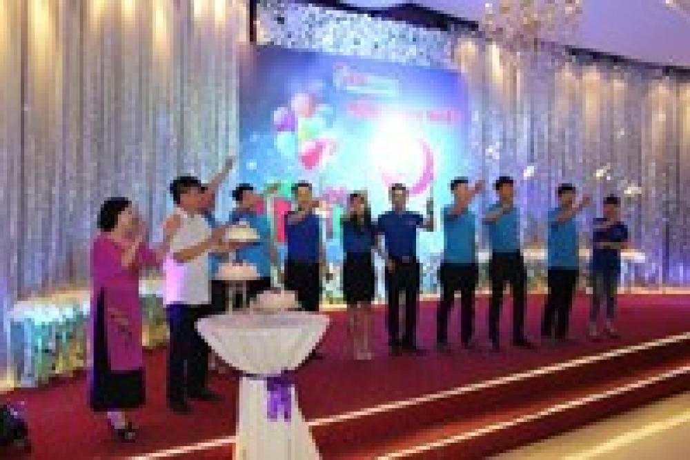 ICOGroup mừng sinh nhật tròn 9 tuổi tại tất cả các chi nhánh