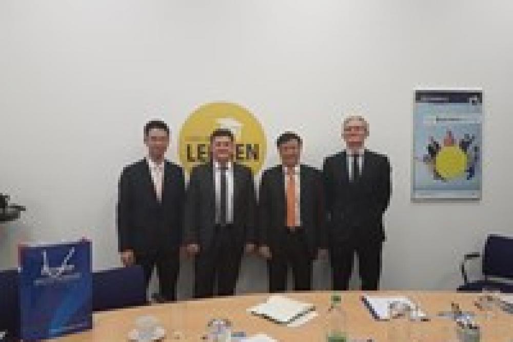 ICOGroup ký kết hợp tác cung ứng nhân lực với tập đoàn WBS hàng đầu tại Đức
